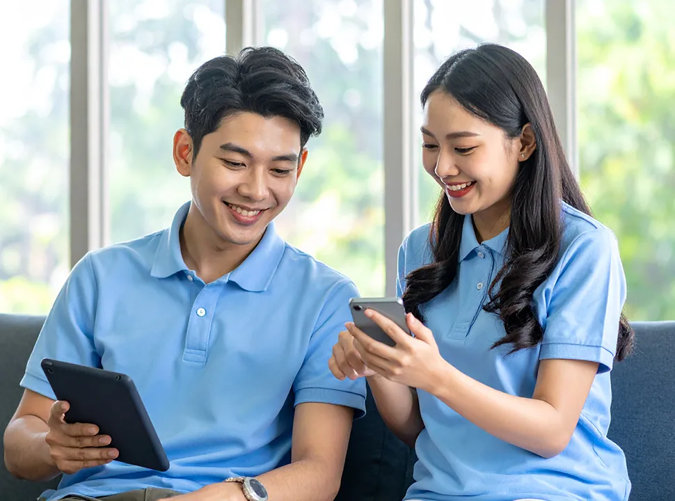 タブレットと書類で管理が楽になったスタッフ